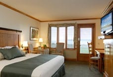 Deluxe Waterview room, photo courtesy Semiahmoo Resort